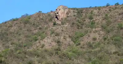 La noche que una senderista quedó atrapada en Casa de Piedra: el operativo que la salvó