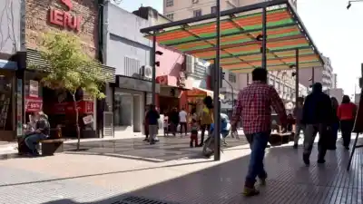 Comercios confirmaron su horario de verano para el viernes no laborable y cierre total el lunes feriado