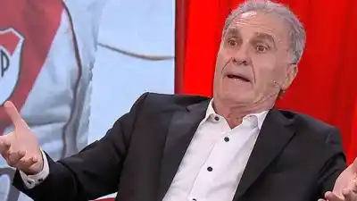 El insólito secreto que Oscar Ruggeri reveló en vivo: duerme con un cuchillo bajo la almohada