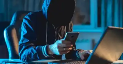 Ciberdelincuentes al acecho: la frase del fiscal que te salva de caer en una estafa virtual