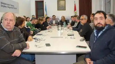 Salud en Santa Fe: Amra aceptó la suba escalonada del 10,1% y se define Siprus