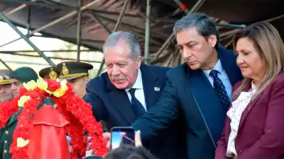 El gobernador Elías Suárez encabezó los festejos por el 473° aniversario de Santiago del Estero