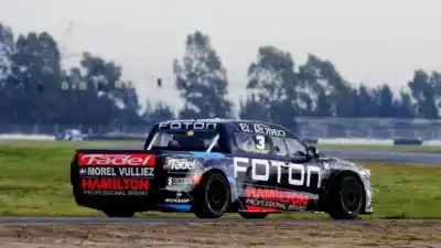 Mariano Werner volvió a hacer rugir la Foton: pole y dominio absoluto en La Plata