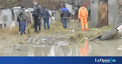 El agua se llevó todo: la dramática asistencia a una familia en el barrio San Benito