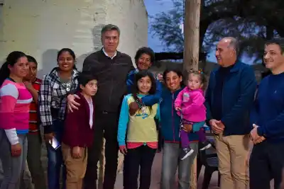 Después de más de una década de espera, la energía eléctrica llegó al paraje El Puca