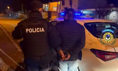 Pelea en un bar de Trelew terminó con un hombre apuñalado y un detenido