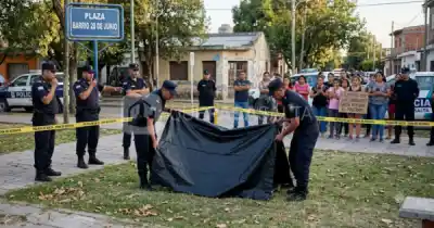 Hallazgo macabro en una plaza salteña: lo que encontraron los vecinos en pleno barrio 20 de Junio