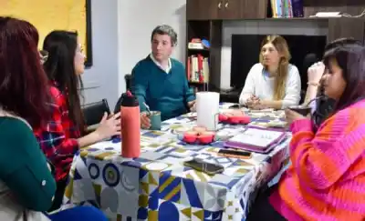 Recorrió tres hogares de Trelew y reveló los cambios que vienen para los chicos