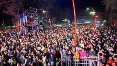 Música y alegría en el Parque Aguirre: así se vivió el cumpleaños de la Madre de Ciudades