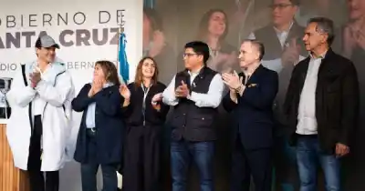 El Calafate será sede de la Winter Swimming World Cup 2026: nadarán en aguas a 2°C sin neopreno