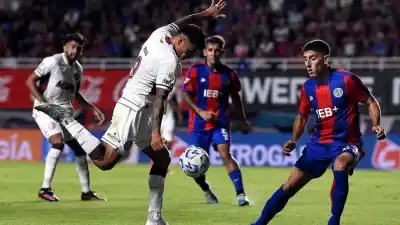 El partido que promete fuego: ¿cuándo juegan San Lorenzo y Lanús?