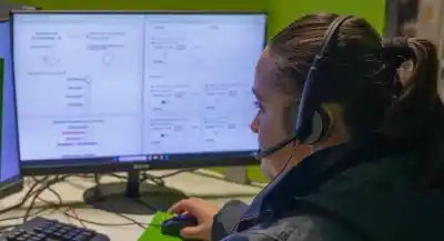 Tecnología contra la violencia de género: cómo funcionan los dispositivos que vigilan a agresores en Río Negro