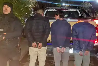 Cobraban hasta $30 mil por estacionar cerca de la Bienal y terminaron demorados