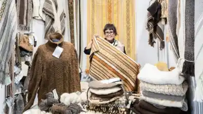 El secreto de las tejedoras mapuches que asombró a Catamarca en la Fiesta del Poncho