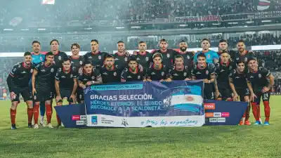 River tropezó en el Monumental: el golpe de Barracas y dos penales que no cobraron