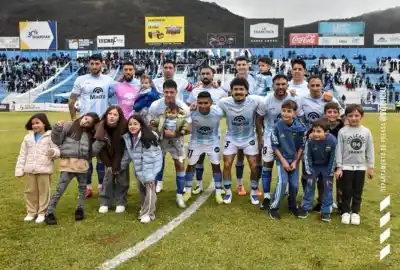 El Albo vuelve al Gigante: ¿podrá quebrar la resistencia de Maipú?