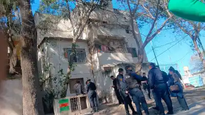 Un vecino se convirtió en héroe tras rescatar a una niña que habría sido arrojada desde un edificio en La Banda