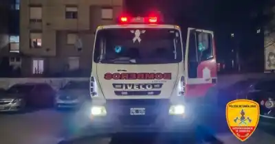 Quemaban basura en la calle y el fuego se descontroló: el peligro que vivieron los vecinos