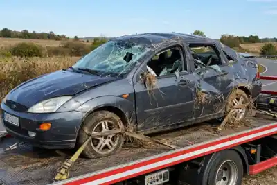 Regresaba de un baile y terminó volcando en la Ruta 1: el auto quedó irreconocible