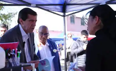 El gobernador Sadir se sumó a la feria más esperada de Alto Comedero y reveló un detalle que pocos saben