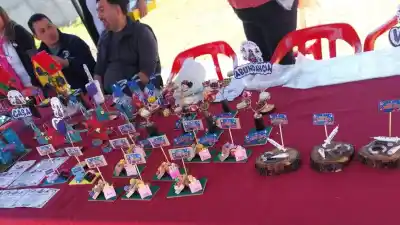 Miniaturas, fe y tradición: así arrancó la Feria de Santa Ana que reúne a toda Jujuy