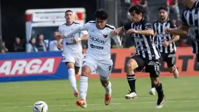 En Santa Fe, For Ever le ganó a Colón y salió del último lugar