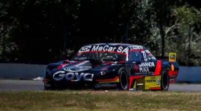 Un correntino se metió entre los mejores del TC Pista Mouras en La Plata