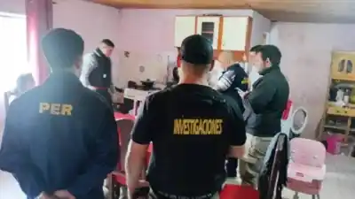 Allanaron en Chaco y hallaron millones: el sospechoso que estafó a jubilados entrerrianos sigue prófugo