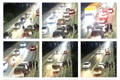 Dos vehículos chocaron en cadena y el puente Chaco Corrientes se paralizó