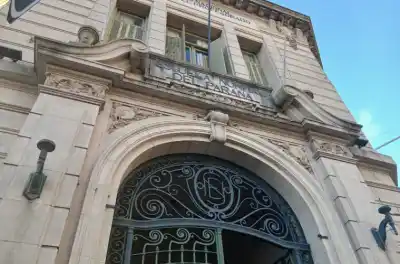 Paraná será sede de un megaencuentro literario: ¿qué se sabe del homenaje a Juan L. Ortiz?