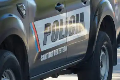 Susto en John Kennedy: chocó en bicicleta contra un auto y salió ileso