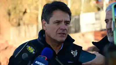 A 5 minutos del centro, pero con calles de tierra: la deuda histórica que el municipio salda con 12 mil millones