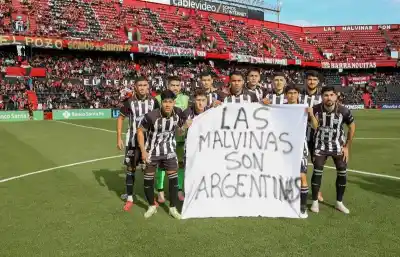 En Santa Fe, For Ever logró un triunfazo y sigue en la pelea por la permanencia