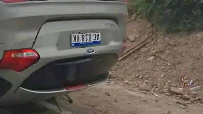 Volcó en la Quebrada de La Cébila y la Policía encontró algo inesperado en su auto