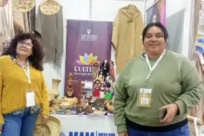 Dos artesanas santiagueñas deslumbraron en la Fiesta del Poncho: lo que nadie contó