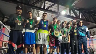 Villa Gobernador Gálvez coronó a los nuevos campeones nacionales de boxeo amateur: ¿quién se llevó el mejor boxeador?