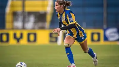 Llegó de California para ascender con Central y ya es goleadora: la historia de Zoey Kuhn