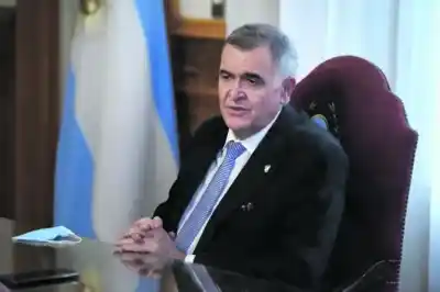 Tras su cirugía, Jaldo vuelve a Tucumán con una firma que definirá el año político