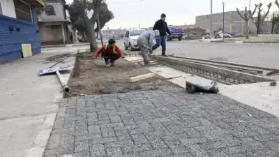 Transforman el entorno de dos escuelas en Guaymallén: ¿qué obras se están ejecutando?