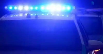 Regresaron a su casa y se encontraron con la ventana destrozada a pedradas: lo que dejó helada a la pareja