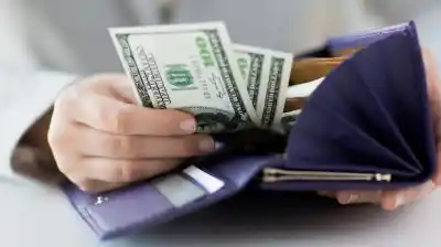 Dólar hoy: el blue se dispara y la brecha con el mayorista se achica