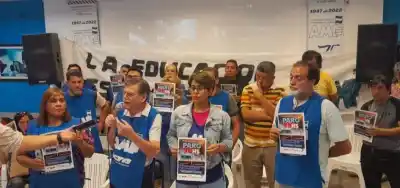Denuncian que el aumento salarial a docentes en La Rioja es un espejismo: los detalles que pocos conocen