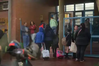 Vuelta a clases en Misiones: obras en 150 escuelas y un boleto que mueve 600 millones por día