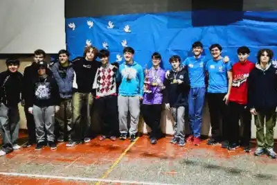 Récords y emociones en Santa Rosa: el torneo de speedcubing que paralizó a La Pampa