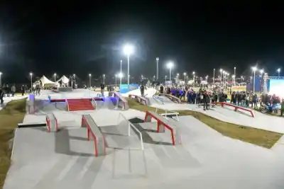Costanera Sur estrena mega complejo deportivo: skatepark olímpico y cancha de hockey sobre patines