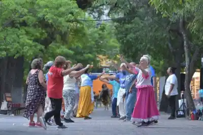 Agenda cultural imperdible: las actividades gratuitas que continúan esta semana por el Mes de Santiago