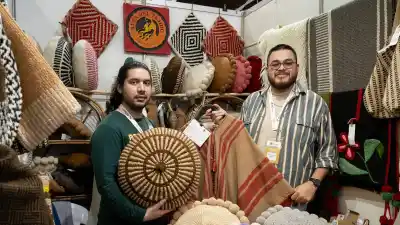 ¿Qué pasó en la Fiesta del Poncho cuando llegaron artesanos de todo el país?
