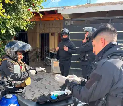 Caminaba por la calle Venecia cuando un Dogo Argentino lo atacó sin piedad: las heridas que sufrió