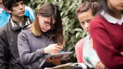 El empleo formal no se recupera ni en los sectores que más crecen bajo el modelo de Milei