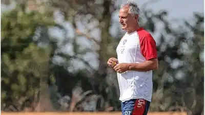 Madelón espera buenas noticias para definir el plan de Unión ante Gimnasia